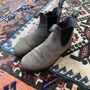Suede Blundstones - Style 1910